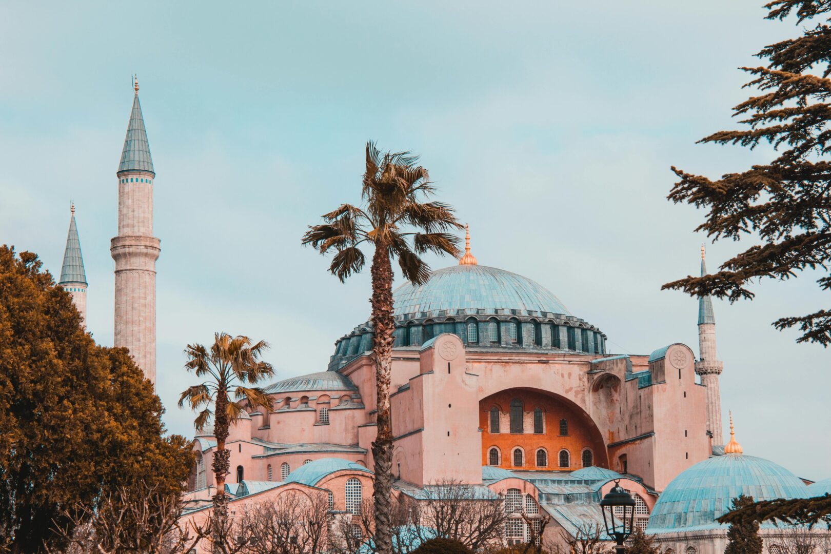 كم عدد المساجد في تركيا